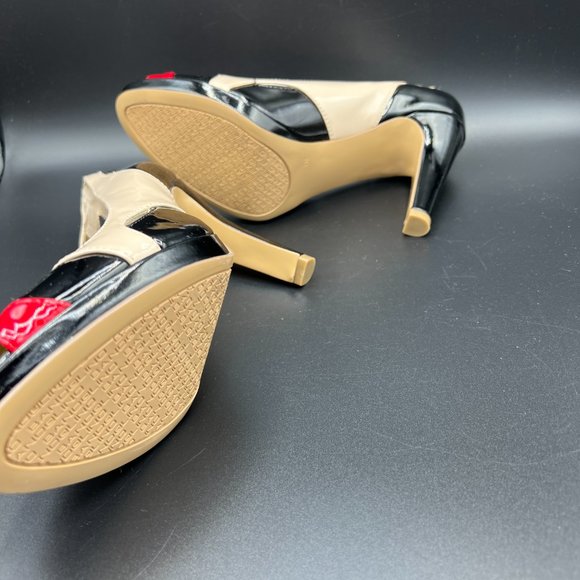 Bandolino Tricolored patent leather pumps  Beige, Black and a touch of Red - Picture 9 of 9